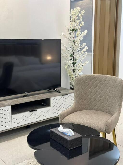 استديو بتصميم مودرين باليرموك Apartment Riyadh